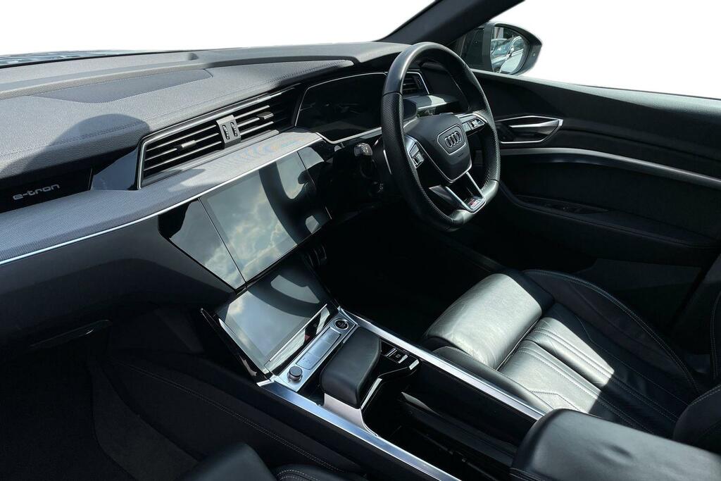 Audi Q8 e tron Audi Q8 Sportback Black Edition 55 E-tron Quattro Grey #2