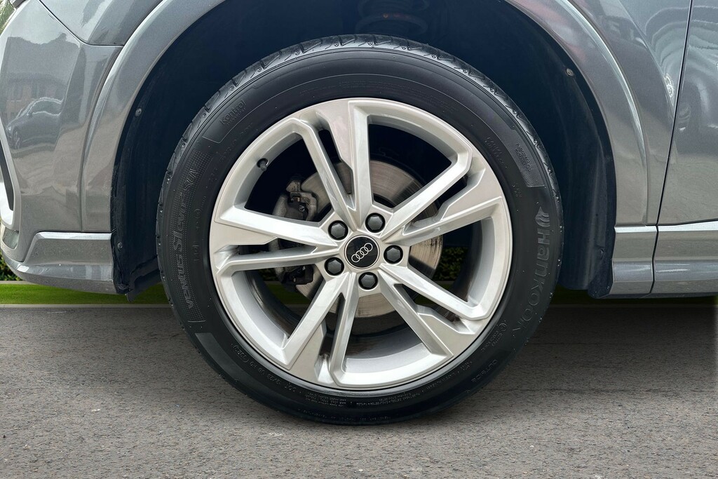 Audi Q3 Audi Q3 O S Line 35 Tfsi 150 Ps S Tronic Grey #5