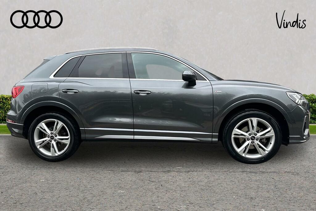 Audi Q3 Audi Q3 O S Line 35 Tfsi 150 Ps S Tronic Grey #4