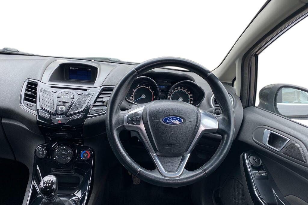 Ford Fiesta 1.6 T White #12