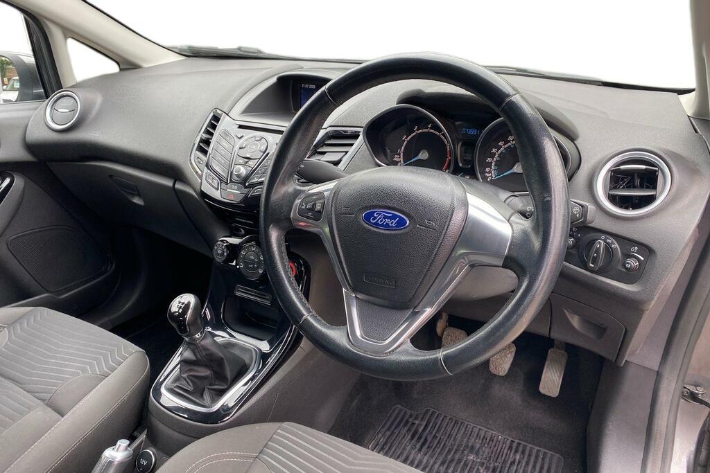 Ford Fiesta 1.6 T White #6