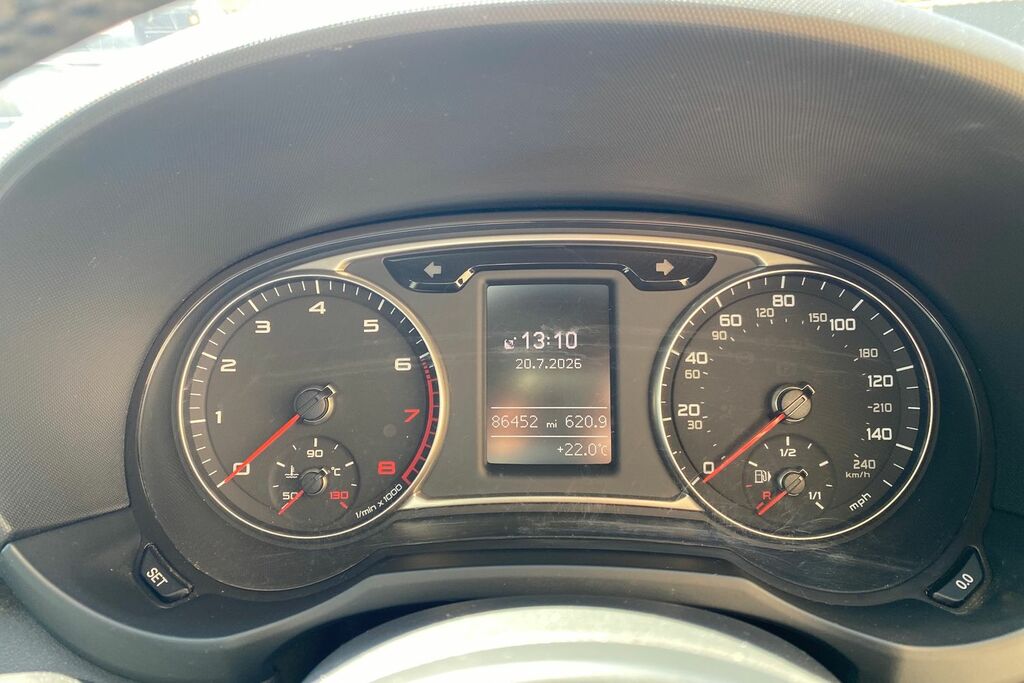 Audi A1 Sportback Tdi Sport Red #22