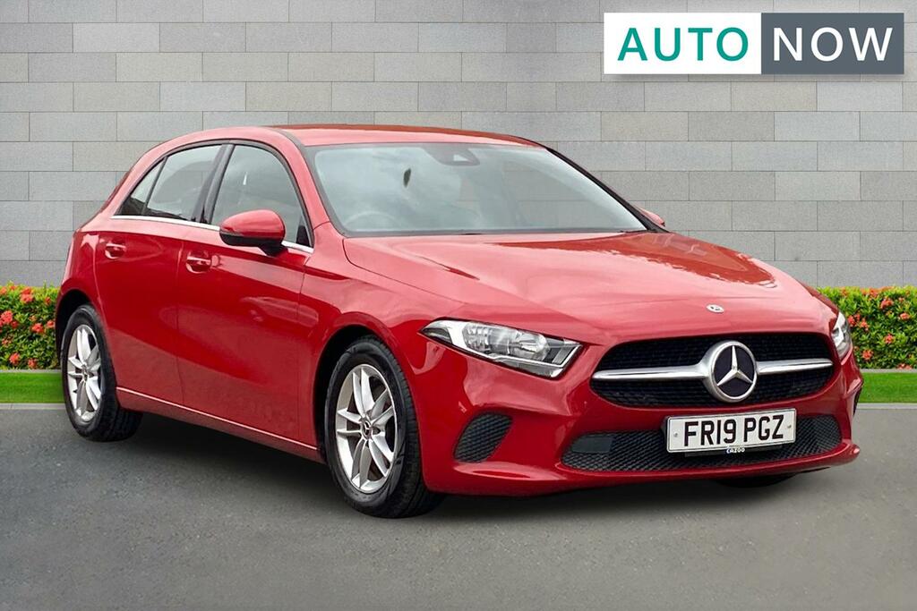 Mercedes-Benz A Class Mercedes-benz A Class 1.5 A180d Se Hatchback D Red