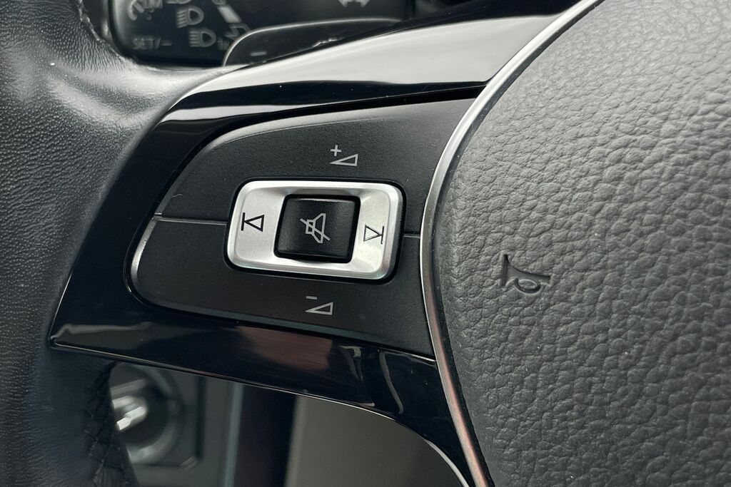 Volkswagen Polo Hatchback Black #29