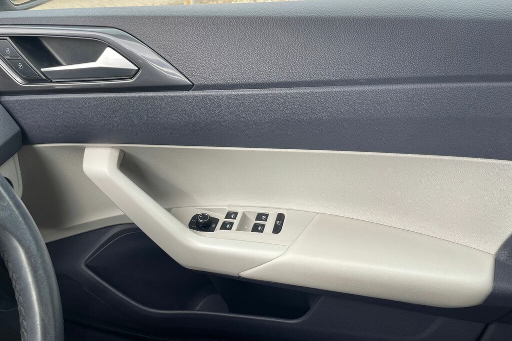 Volkswagen Polo Hatchback Black #14