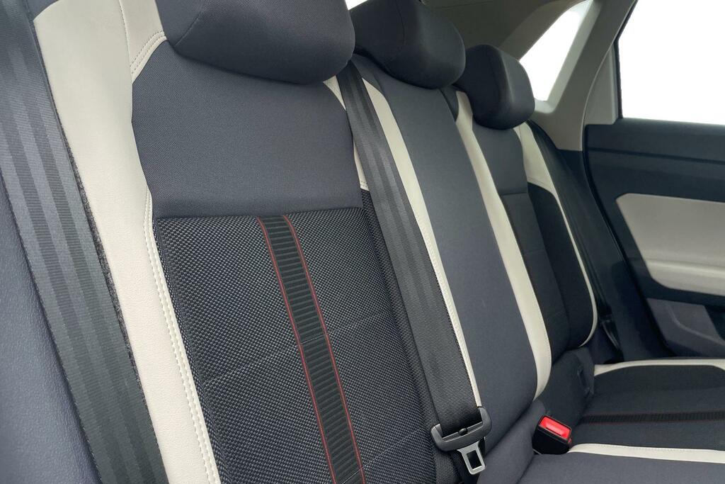 Volkswagen Polo Hatchback Black #10