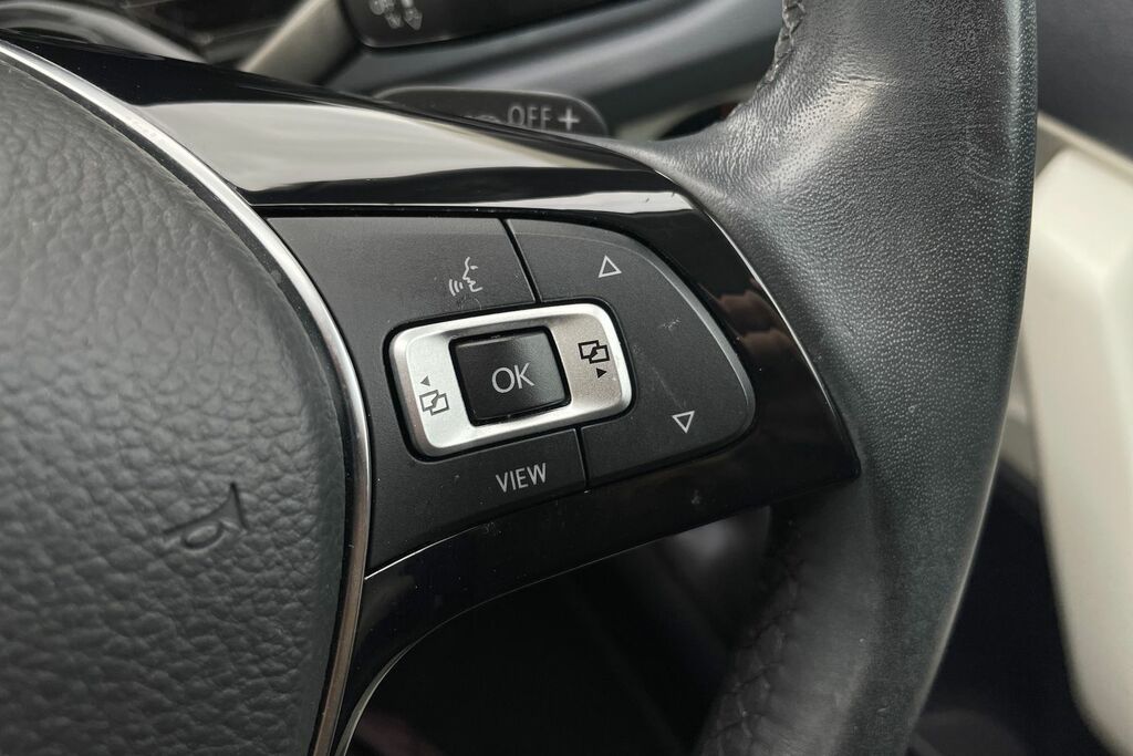 Volkswagen Polo Hatchback Black #28