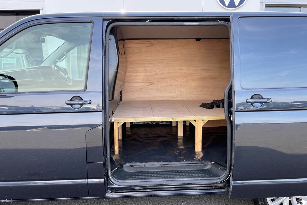 Volkswagen Transporter 2L Startline White #13