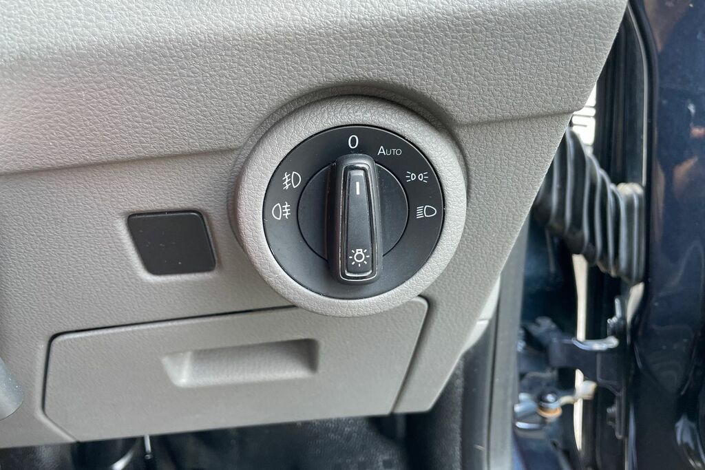 Volkswagen Transporter 2L Startline White #38