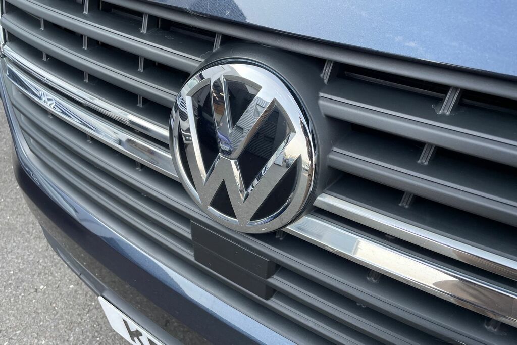 Volkswagen Transporter 2L Startline White #45