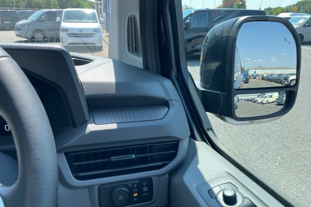 Volkswagen Transporter 2.0 Tdi 170Ps Commerce Pro Van Grey #60