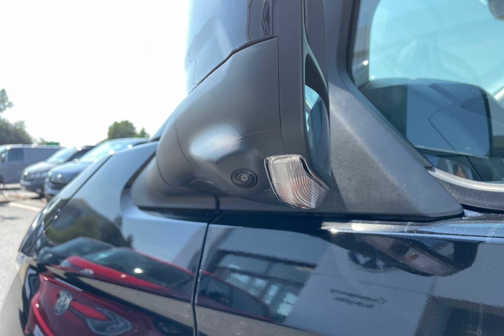 Volkswagen Transporter 2.0 Tdi 170Ps Commerce Pro Van Grey #49