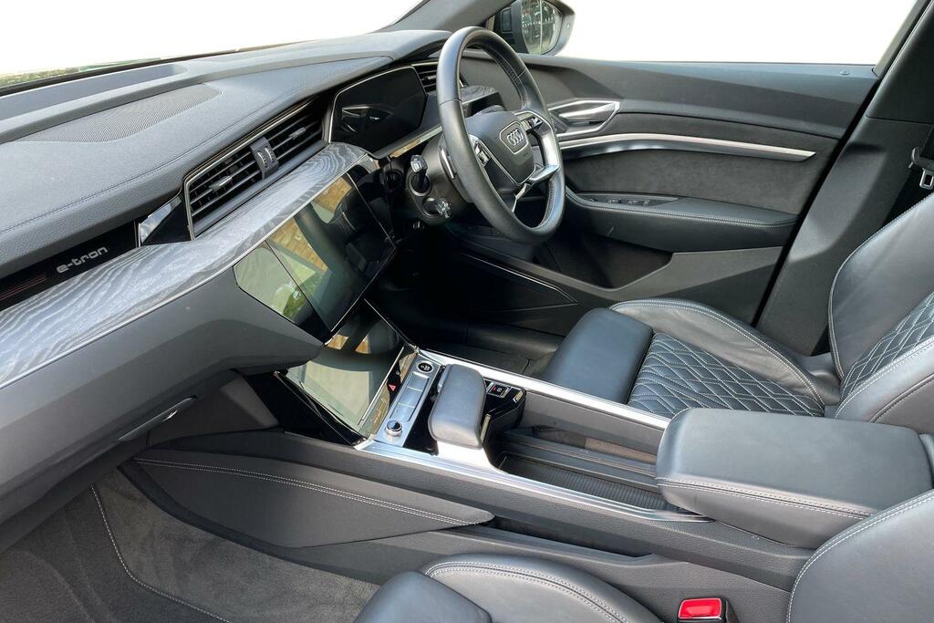 Audi E-tron Audi E-tron Sportback Vorsprung 55 Quattro 300,00 ND21VGX Black #2