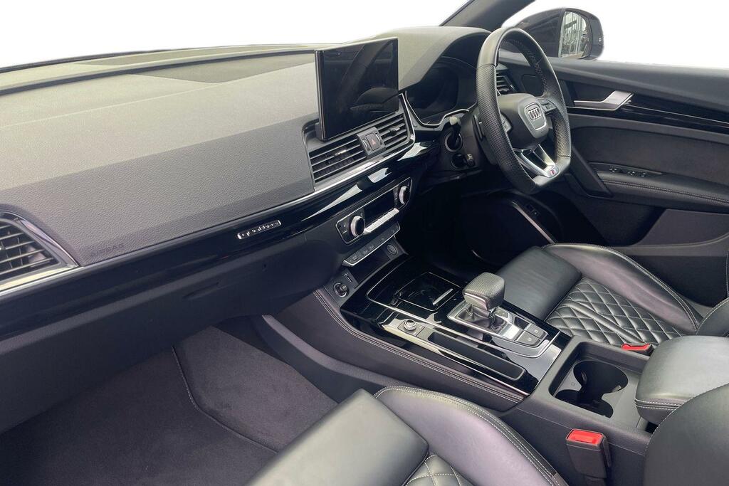 Audi Q5 Audi Q5 Edition 1 40 Tdi Quattro 204 Ps S Tronic KP72VPC White #2