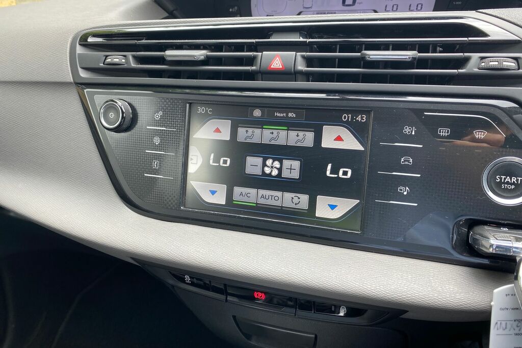 Citroen C4 Picasso Mpv White #16