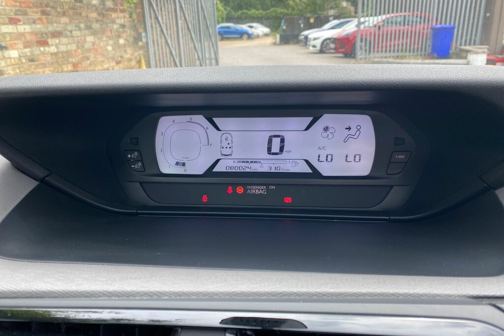 Citroen C4 Picasso Mpv White #21