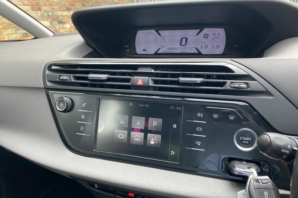 Citroen C4 Picasso Mpv White #17