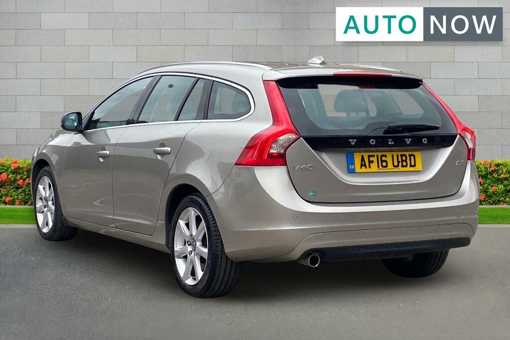 Volvo V60 Volvo V60 2.0 D3 Se Lux Estate E Gold #3