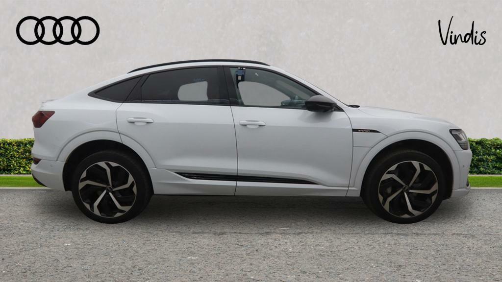 Audi E-tron Audi E-tron Sportback Black Edition 55 Quattro 300 White #3