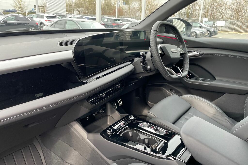 Audi Q6 E-Tron Audi Q6 E-tron Sportback Sportback Q6 S Line E-tro Black #2