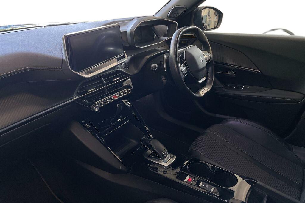 Peugeot 2008 Peugeot 2008 1.2 Puretech 130 Gt Eat8 YD71UZP Black #2