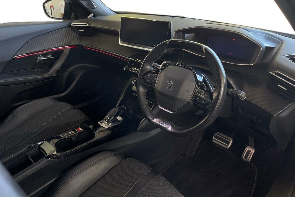Peugeot 2008 Peugeot 2008 1.2 Puretech 130 Gt Eat8 YD71UZP Black #6