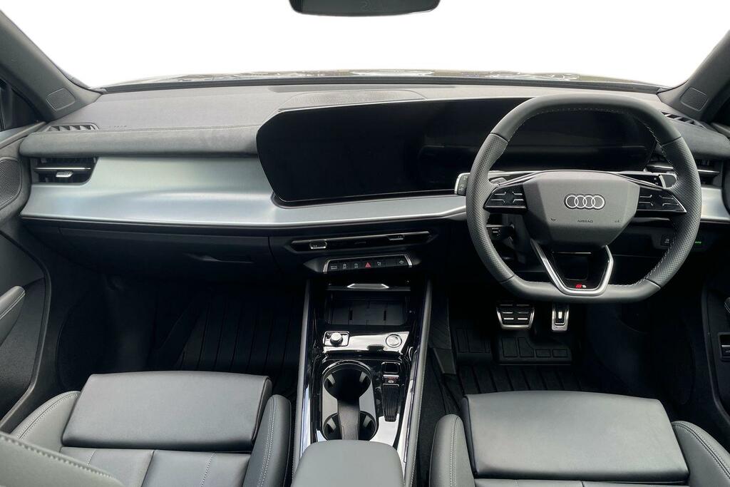 Audi Q3 Edition 1 E-hybrid 272 Ps S Tronic Grey #15