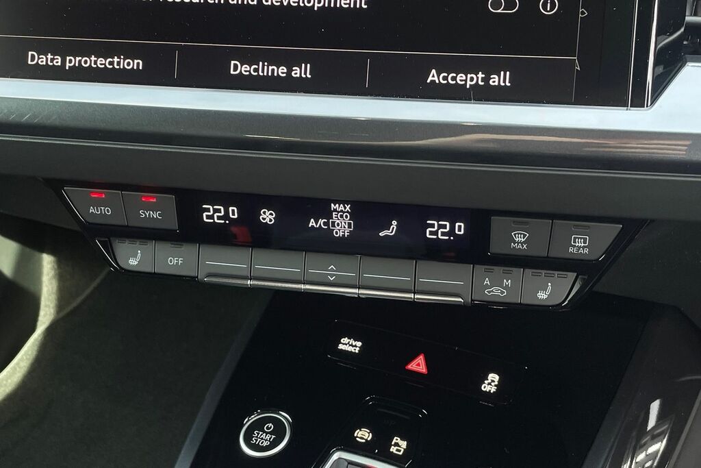 Audi Q4 E Tron 210Kw 45 82Kwh Black Edition 2026 Black #16