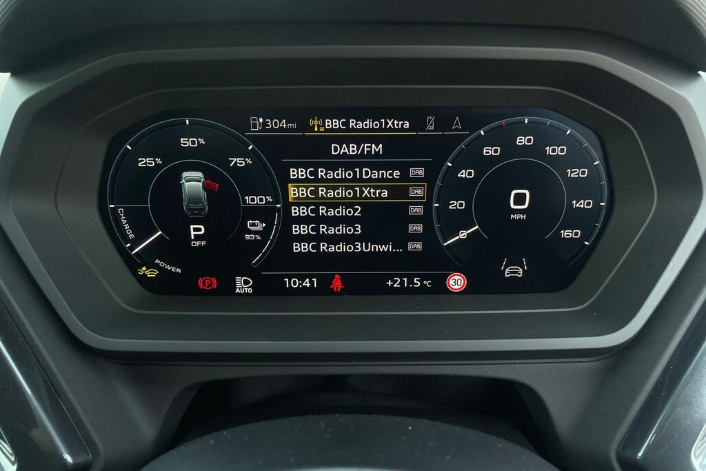 Audi Q4 E Tron 210Kw 45 82Kwh Black Edition 2026 Black #21