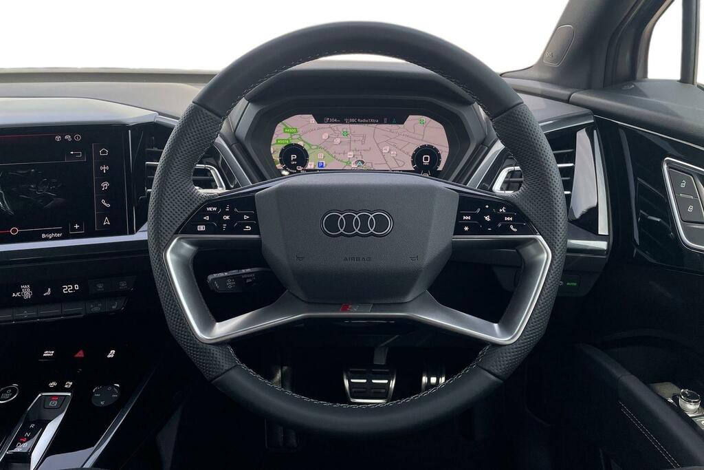 Audi Q4 E Tron 210Kw 45 82Kwh Black Edition 2026 Black #12