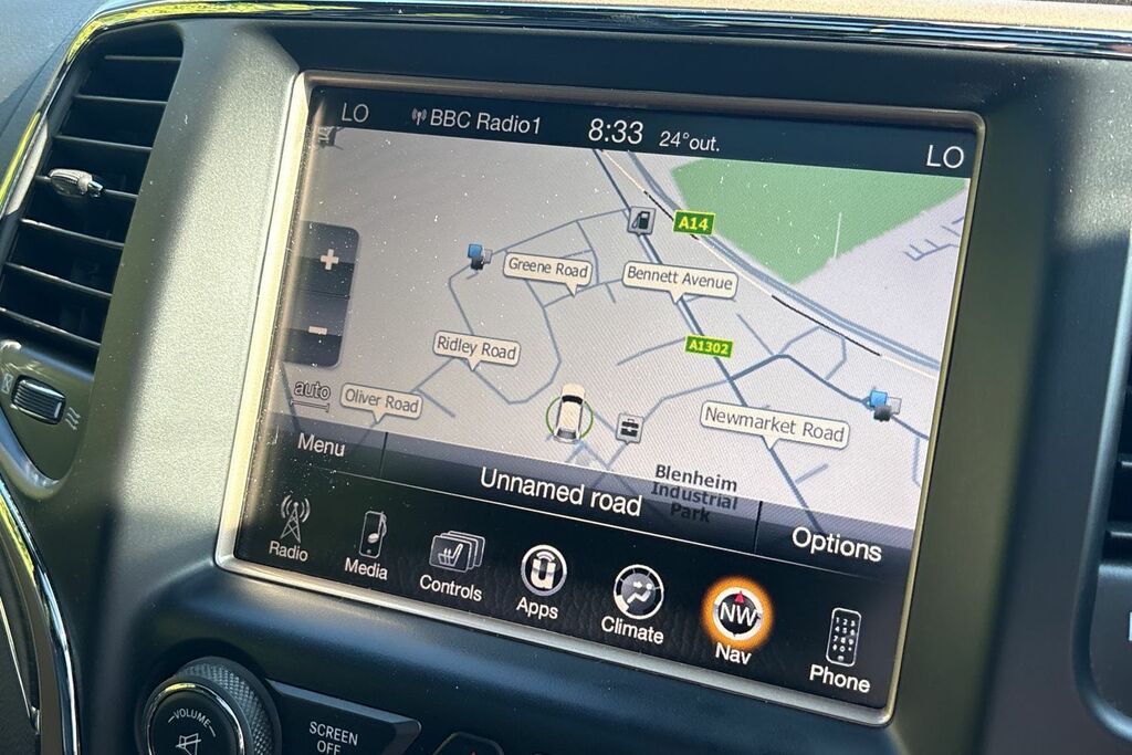 Jeep Grand Cherokee 3.0 V6 Crd Summit 247 Bhp White #19