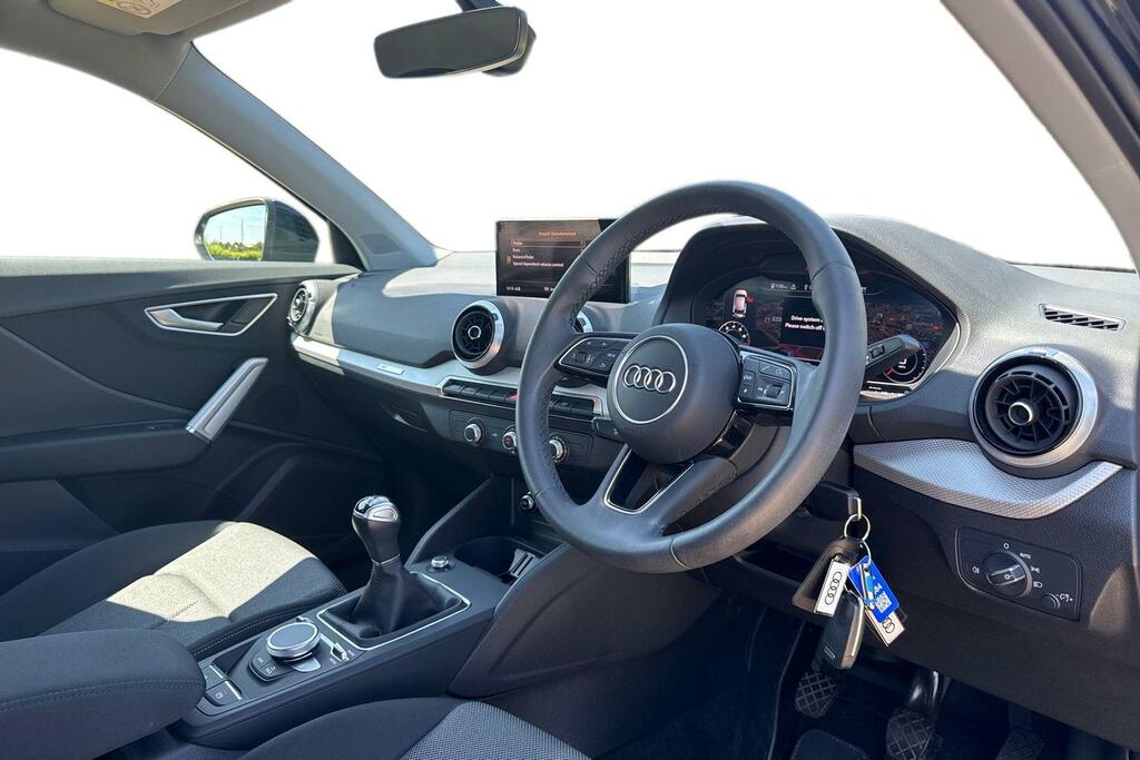 Audi Q2 Audi Q2 Sport 30 Tfsi 110 Ps 6-Speed Black #6