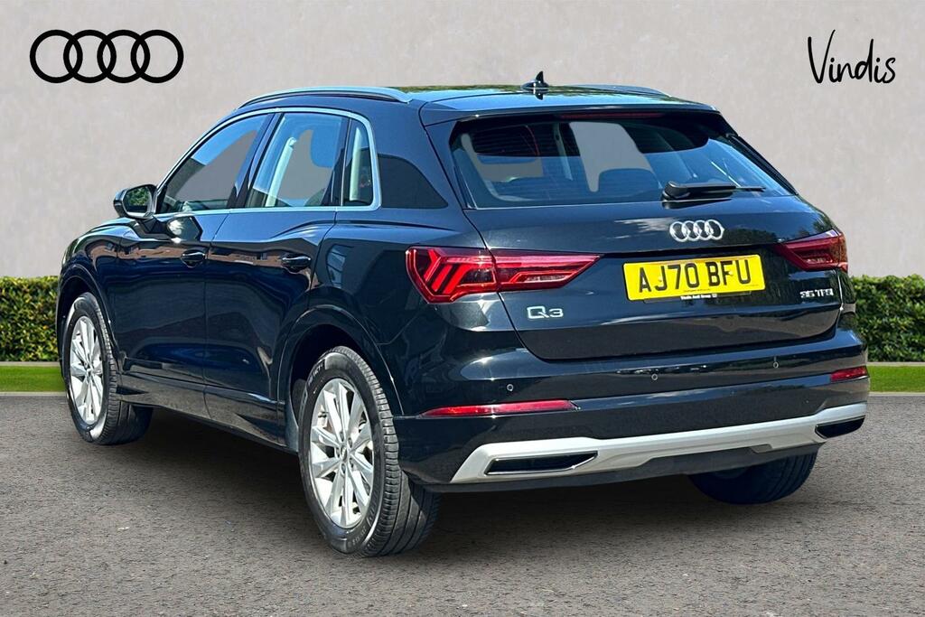 Audi Q3 Audi Q3 Sport 35 Tfsi 150 Ps S Tronic Black #3