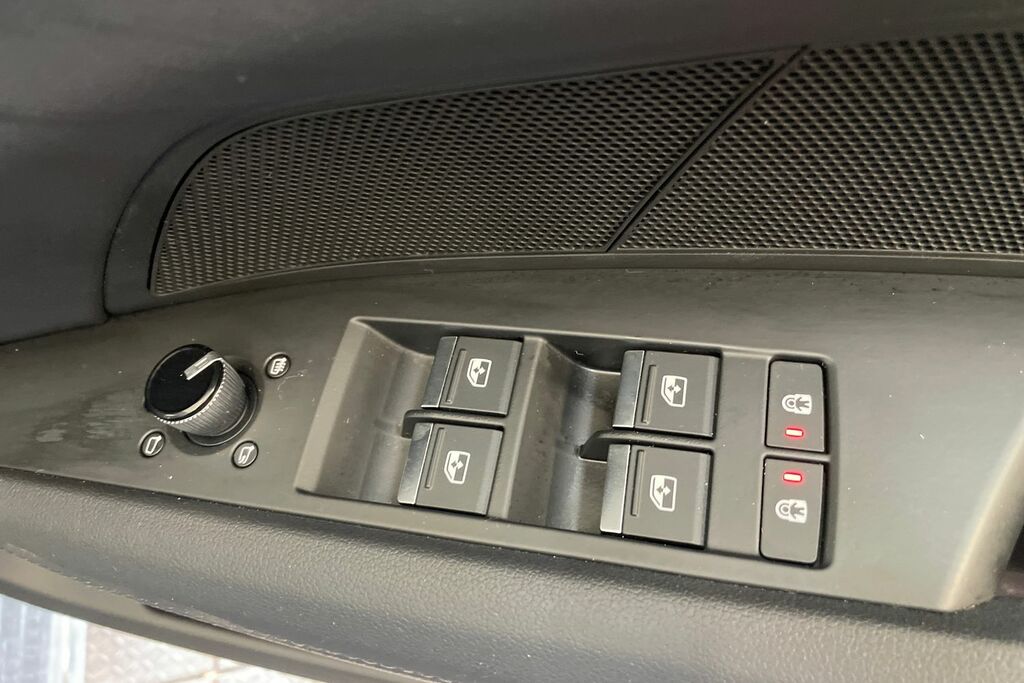 Audi E Tron GT 390Kw Quattro 93Kwh Red #28