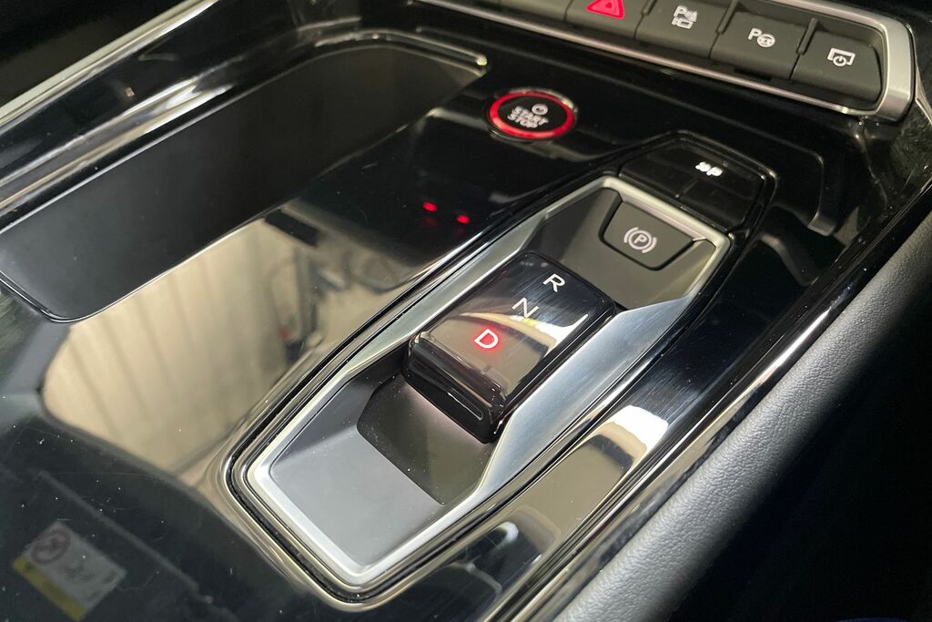 Audi E Tron GT 390Kw Quattro 93Kwh Red #11