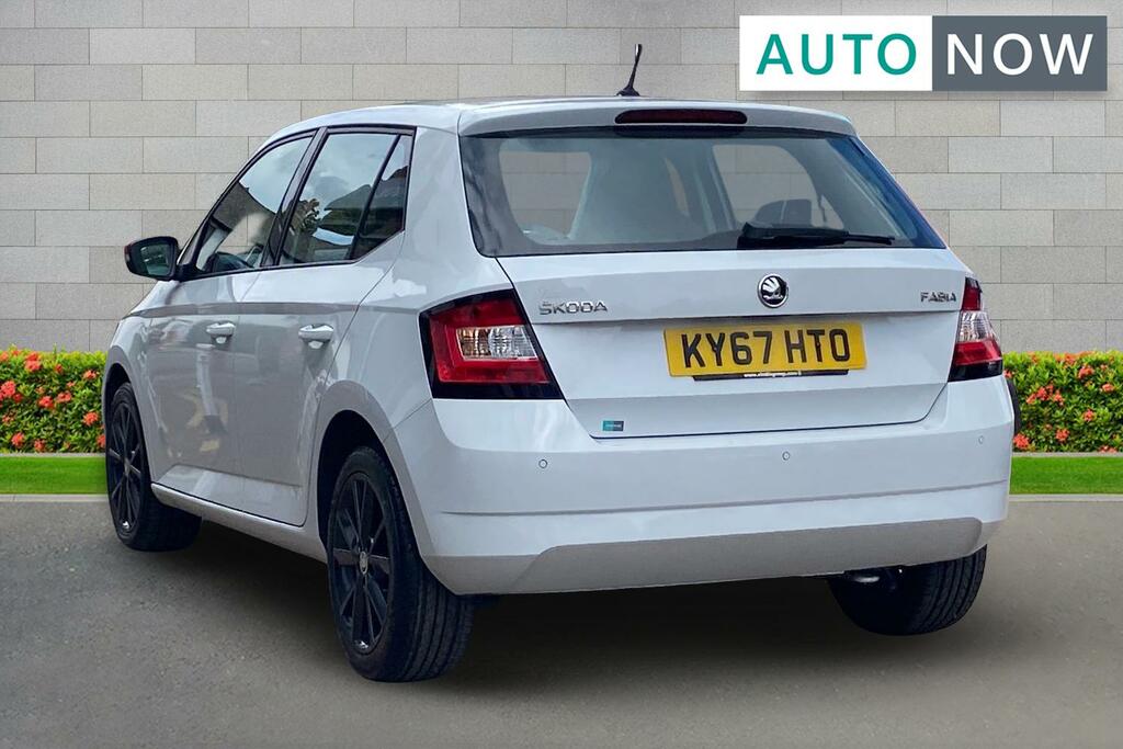 Skoda Fabia Skoda Fabia 1.0 Tsi Se Hatchback White #3