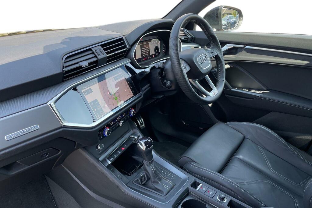 Audi Q3 Black Edition 35 Tdi 150 Ps S Tronic White #2