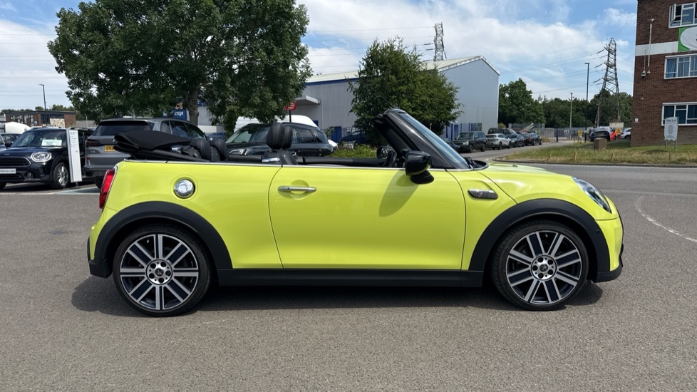 Mini Convertible Convertible Cooper S Exclusive FA23LSV Yellow #3