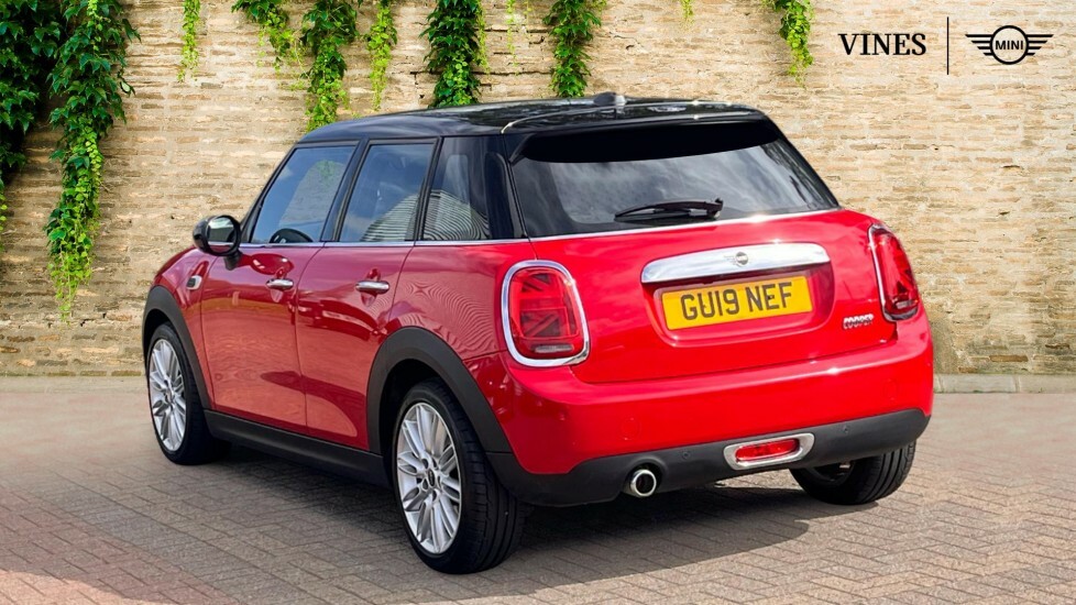 Mini Hatch 5-Door Hatch Cooper Exclusive Red #2