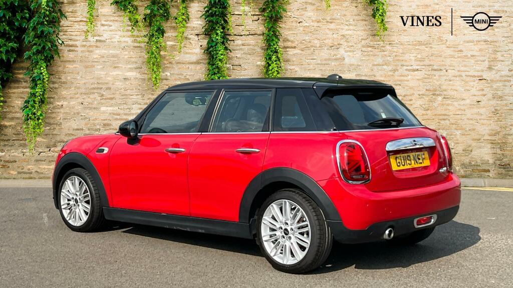 Mini Hatch 5-Door Hatch Cooper Exclusive Red #3