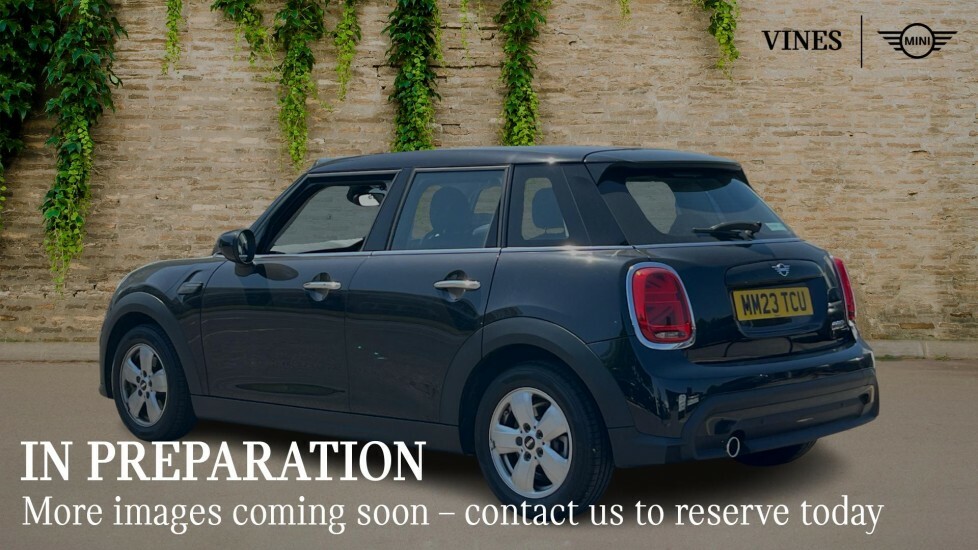 Mini Hatch 5-Door Hatch Cooper Classic Black #2