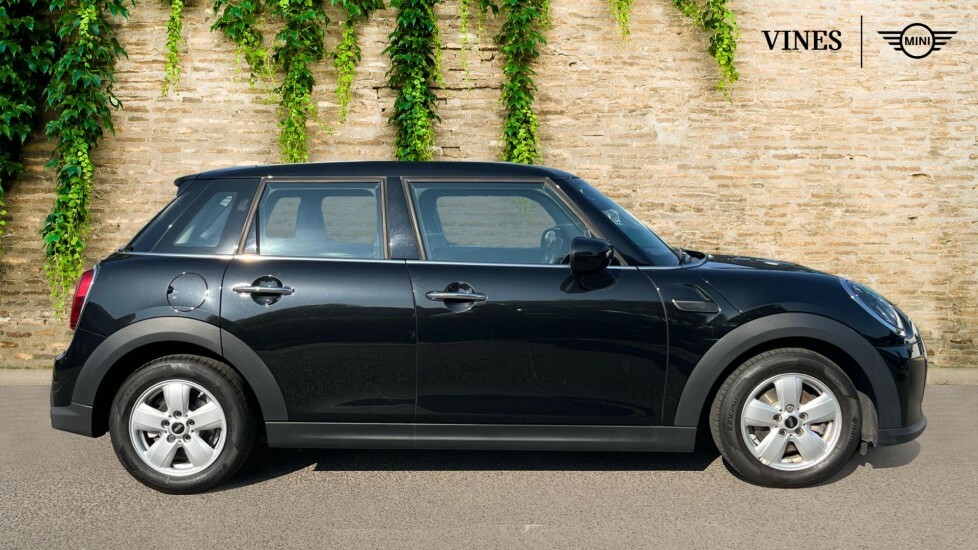 Mini Hatch 5-Door Hatch Cooper Classic Black #3