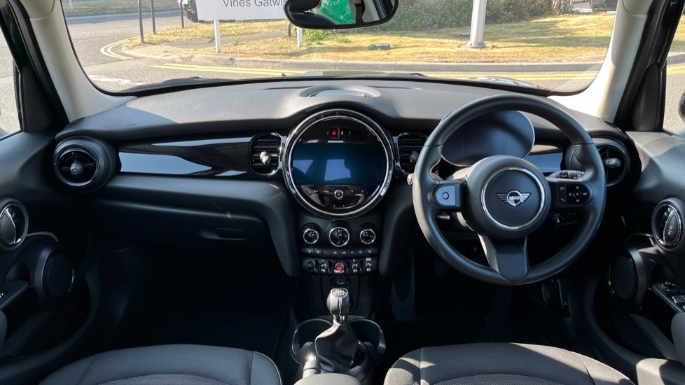 Mini Hatch 5-Door Hatch Cooper Classic Black #4