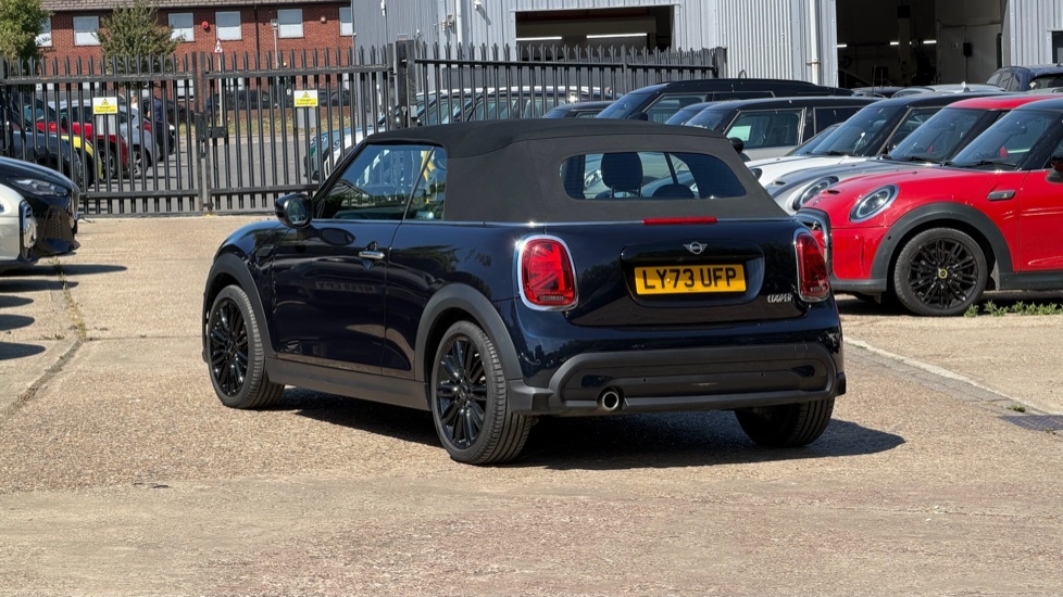 Mini Convertible Convertible Cooper Exclusive Black #2