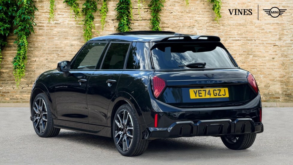 Mini Hatch Cooper C YE74GZJ Black #2