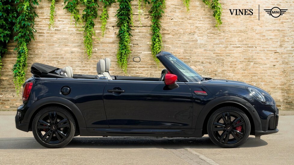 Mini Convertible Convertible John Cooper Works Black #3