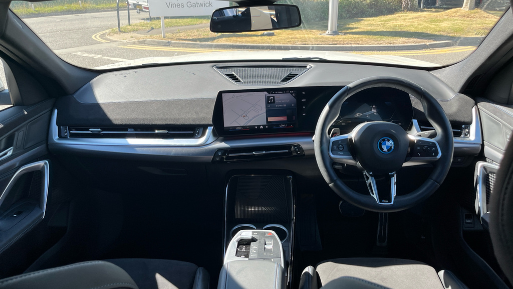 BMW iX2 Ix2 Edrive20 M Sport GV75OOE #4