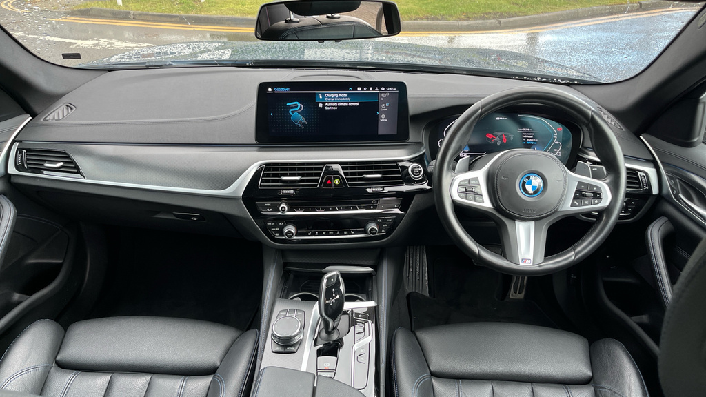 BMW 5 Series 530E M Sport Saloon KS23LKY #4
