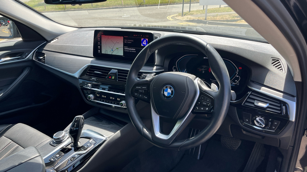 BMW 5 Series 530E Se Saloon #6