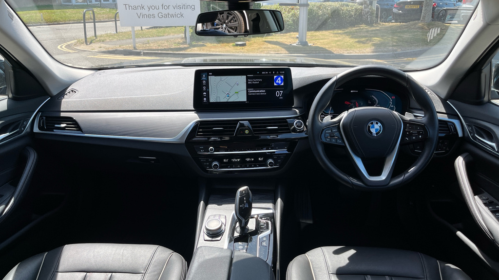 BMW 5 Series 530E Se Saloon #4